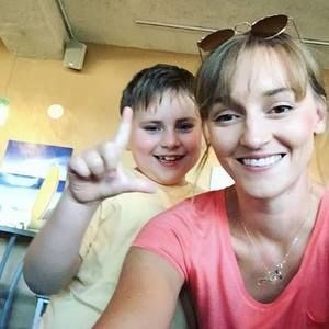 Meet your Posher, Ashleigh